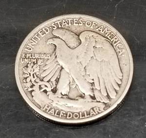 1947 WALKING LIBERTY HALF DOLLAR