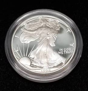 1992 PROOF AMERICAN SILVER EAGLE IN ORIGINAL PACKAGING