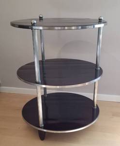 lot 6 image: Barbara Barry for Baker Furniture Round Tiered Side Table