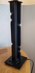 lot 38 image: Modern Black Metal Table Lamp