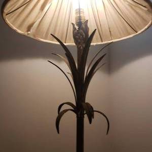 lot 23 image: Bohemian Palm Floor Lamp