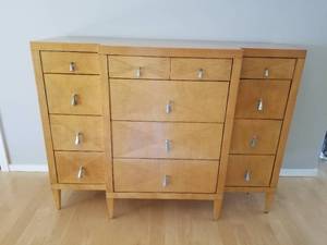 lot 10 image: Vibrant Inlaid High Chest of Drawers by Baker Furniture