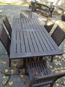 lot 26 image: Fine Gloster Teak Dining Set
