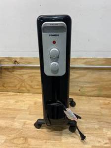 PELONIS 1,500-Watt Oil-Filled Radiant Electric Space Heater with Thermostat