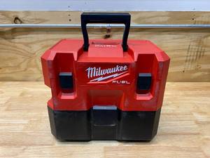 MILWAUKEE M12 FUEL 12-Volt Lithium-Ion Cordless 1.6 Gal. WetDry Vacuum (Tool-Only)