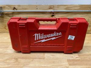 MILWAUKEE 12 Amp SAWZALL Reciprocating Saw with Case