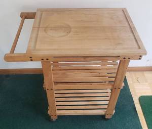 lot 51 image: Utility Rolling Butchers Block