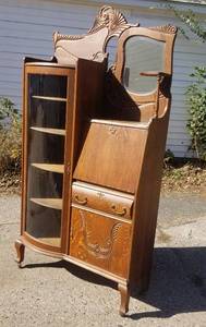 lot 8 image: Beautiful Antique Bow Front Cabinet Secretary Desk
