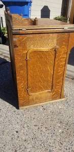 lot 17 image: Gorgeous Tiger Oak Carved Sewing Cabinet  White Sewing Machine