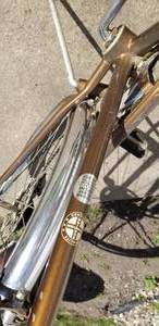 lot 80 image: Retro Bronze Schwinn Bike