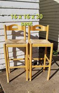 lot 73 image: Rush Seat Swedish Counter Stool Chairs