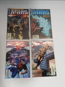 DC COMICS - THE TITANS - TEEN TITANS - 4 PACK