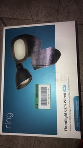 lot 15 image: Ring floodlight cam wired pro, black
