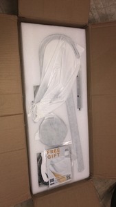 lot 27 image: Akdy 1-handle freestanding floor mount tub faucet bathtub filler with hand shower in matte black