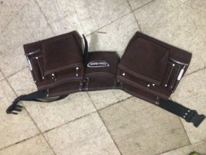 lot 40 image: McGuire-Nicholas Carpenter Apron