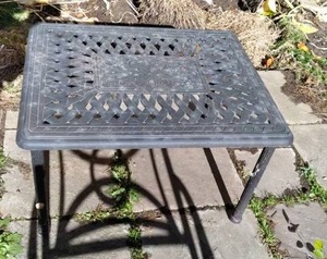 lot 163 image: Ornate Metal Large Outdoor Table 