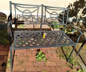 lot 167 image: Metal Ornate Outdoor Bench