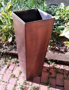 lot 170 image: Small Copper AshtrayPlanter