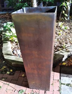 lot 190 image: Large Copper AshtrayPlanter
