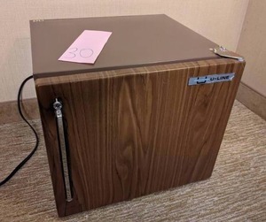 lot 30 image: Little Brown Mini Fridge