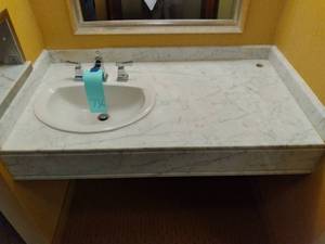 lot 736 image: Small Marble Counter w Sink