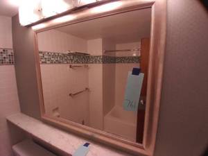 lot 761 image: Beautiful Large Mirror