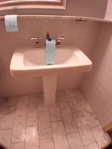 lot 763 image: Contemporary Pedestal Sink
