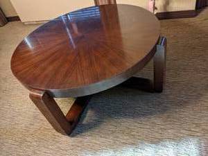 lot 61 image: Stunning Round Coffee Table