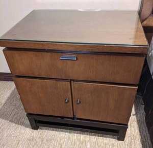 lot 76 image: Glass Topped Nightstand with One Drawer and Bottom Cabinet