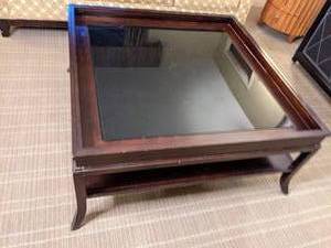 lot 94 image: Gorgeous Glass Inset Coffee Table