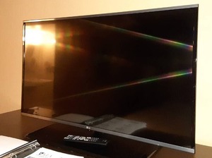 lot 565 image: Flat Screen LG 43LX570H TV