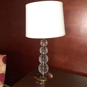 lot 605 image: Clear Bubble Table Lamp