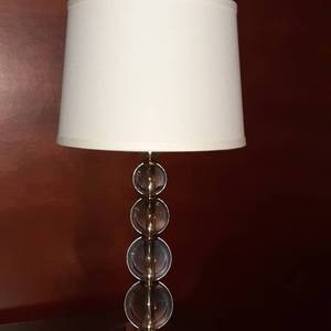 lot 629 image: Clear Bubble Table Lamp
