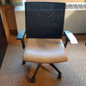 lot 856 image: Office Chair - Tan & Black