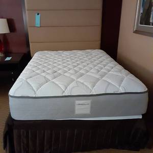 lot 885 image: Cute Padded Full Sized Headboard, Mattress and Frame