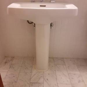 lot 901 image: Tall Pedestal Sink