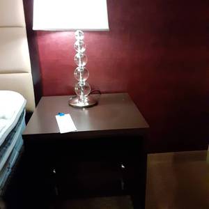 lot 908 image: Big Nightstand and Clear Bubble Table Lamp