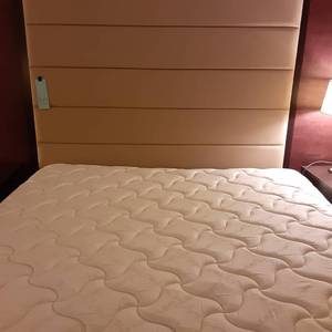 lot 989 image: Classic King Headboard, Mattress and Frame