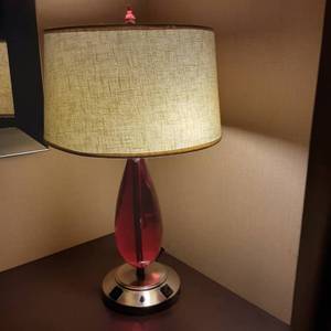 lot 1042 image: Red Teardrop Lamp