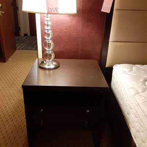 lot 1057 image: Clear Bubble Table Lamp and Dark Wood End Table