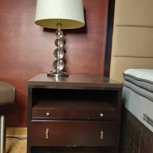 lot 508 image: Big Nightstand and Clear Bubble Table Lamp