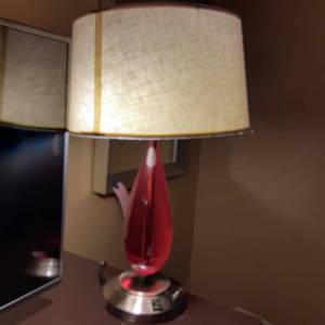 lot 612 image: Red Teardrop Lamp