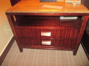 lot 113 image: Lexington Stone Topped Wood Side Table