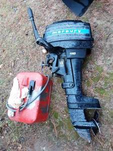 Mercury 110 Thunderbolt Outboard Motor (For Repair Or Parts) & Gas Tank
