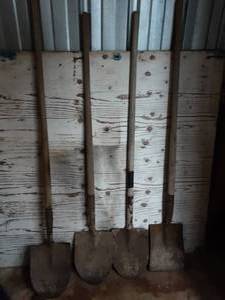 3-Spade Shovels, 1-Flat Shovel