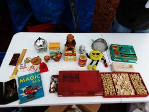 Vintage Wind Up Toys, Games, Puzzles & More