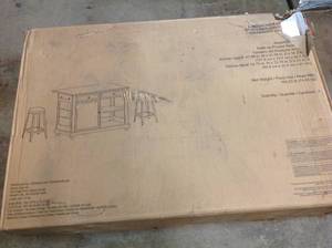 Petra 3-Piece White Kitchen Island with 2-Stools like new