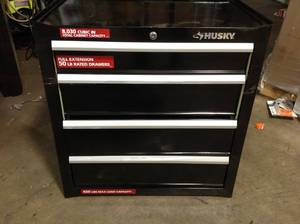 26 in. W 4-Drawer Rolling Cabinet Tool Box Chest in Gloss Black like new