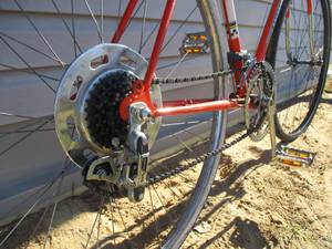 lot 26 image: Peugeot Bicycle