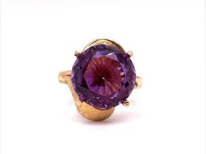 Vintage Alexandrite Solitaire Bypass Textured Nature Ring in 14k Yellow Gold